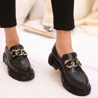 LEONILL Kadın Günlük Siyah Loafer Gümüş Zincir Detay Ayakkabı